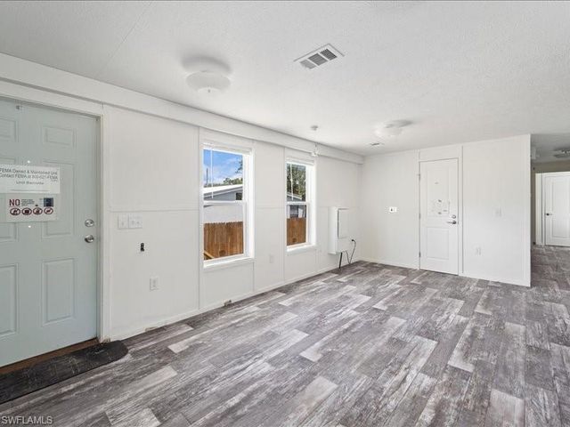 1038 Canopy LN, Moore Haven, FL 33471