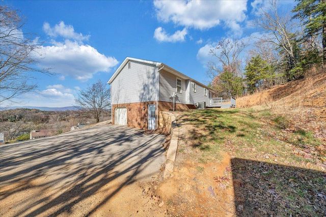 4823 Old Mountain RD, Roanoke, VA 24019