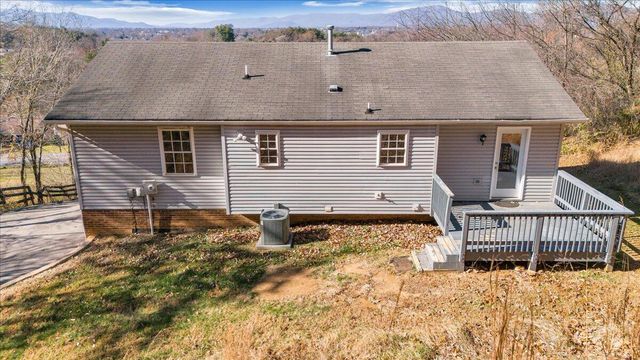 4823 Old Mountain RD, Roanoke, VA 24019