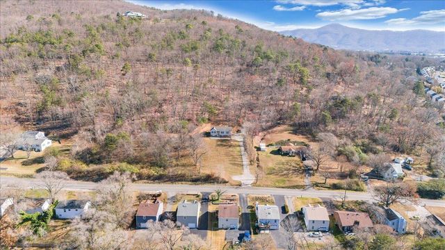 4823 Old Mountain RD, Roanoke, VA 24019