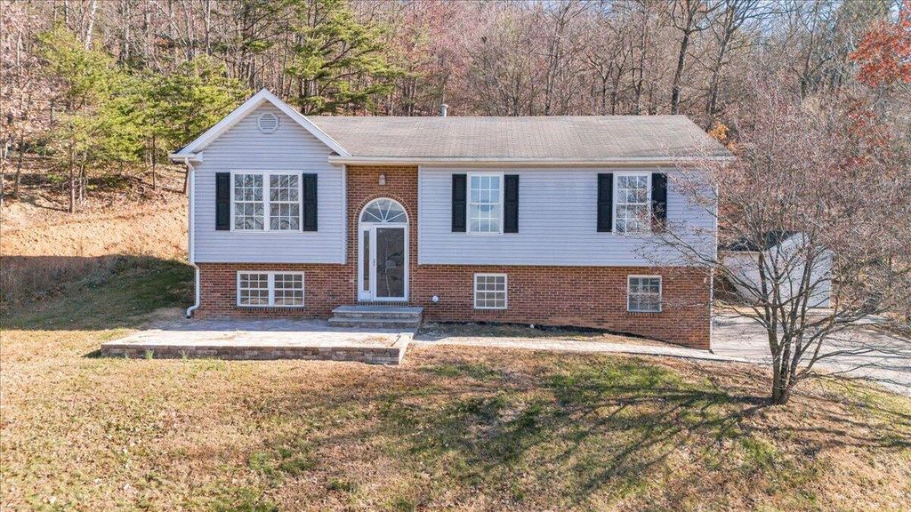 4823 Old Mountain RD, Roanoke, VA 24019