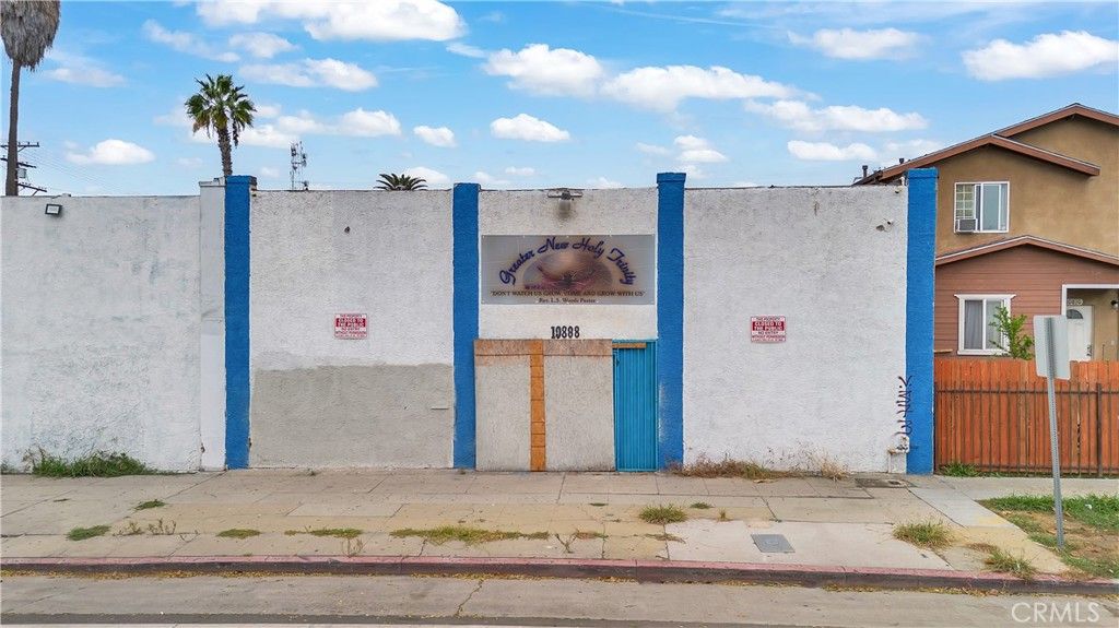 10808 S Broadway, Los Angeles, CA 90061 — exterior