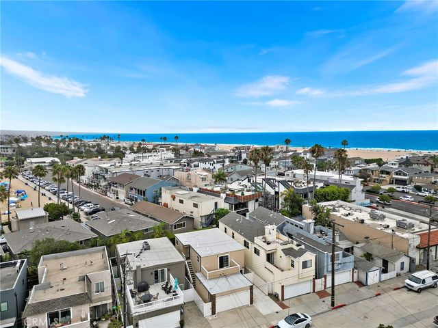 214 20th Street B, Newport Beach, CA 92663
