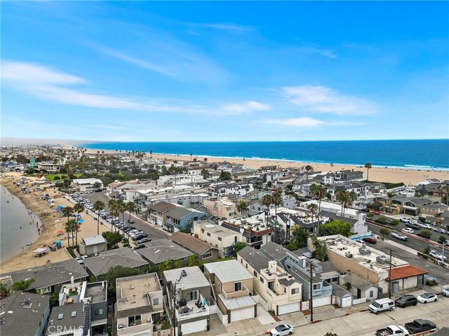 214 20th Street B, Newport Beach, CA 92663
