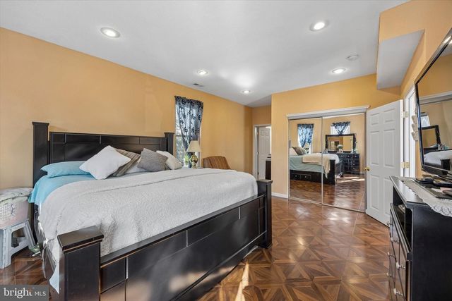 6607 N 7TH ST, Philadelphia, PA 19126