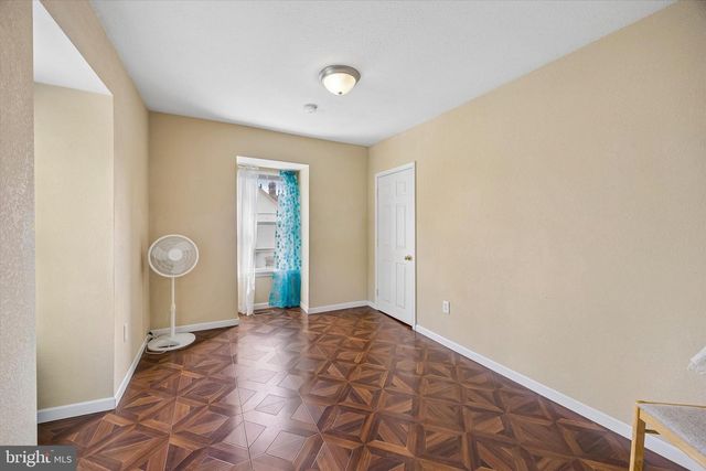 6607 N 7TH ST, Philadelphia, PA 19126