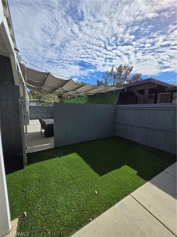 23777 mulholland hwy spc 28, Calabasas, CA 91302