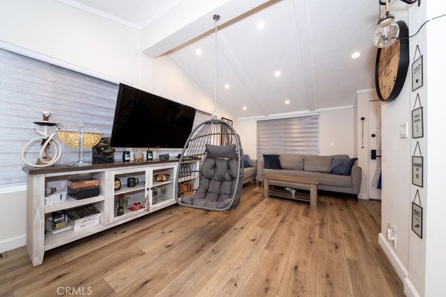 23777 mulholland hwy spc 28, Calabasas, CA 91302