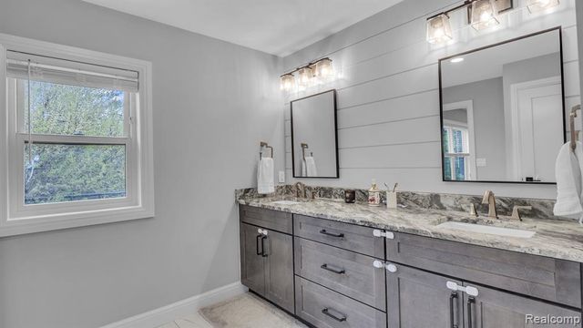 710 N Campbell Road, Royal Oak, MI 48067