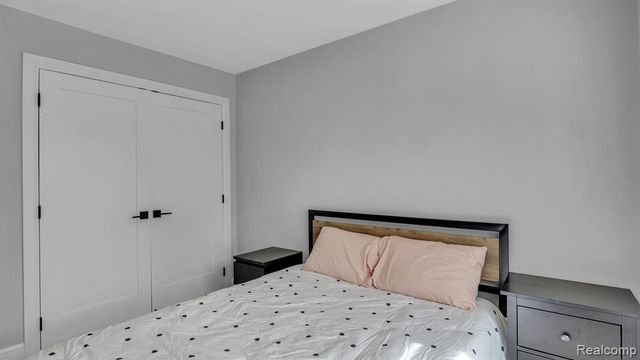 710 N Campbell Road, Royal Oak, MI 48067