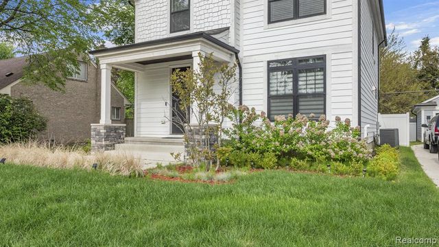 710 N Campbell Road, Royal Oak, MI 48067