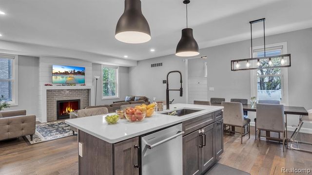 710 N Campbell Road, Royal Oak, MI 48067