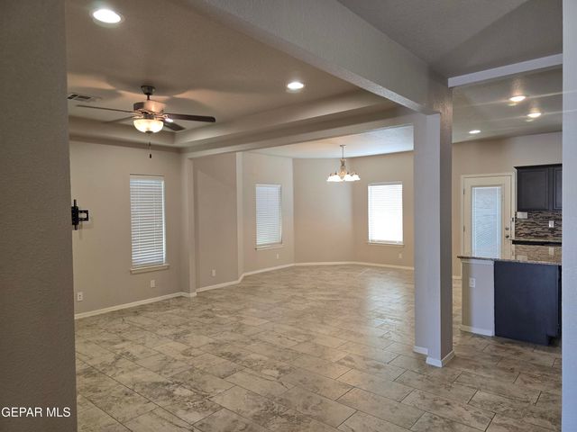 332 BELLWOODE Avenue, El Paso, TX 79932