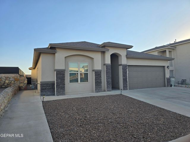 332 BELLWOODE Avenue, El Paso, TX 79932