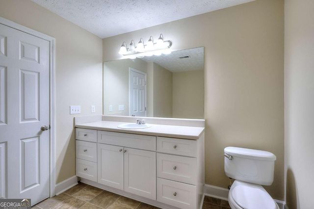 453 Tara Commons Circle, Loganville, GA 30052