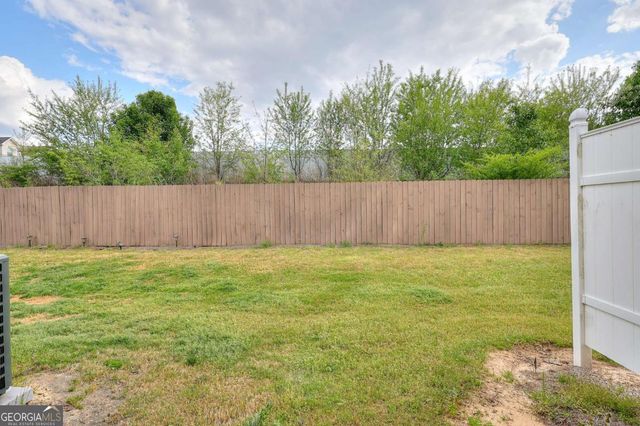 453 Tara Commons Circle, Loganville, GA 30052