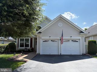 20 HONEY FLOWER, Bordentown, NJ 08620