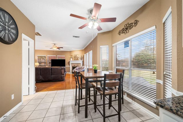 3708 Pine Tree Drive, Pearland, TX 77581