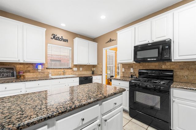 3708 Pine Tree Drive, Pearland, TX 77581