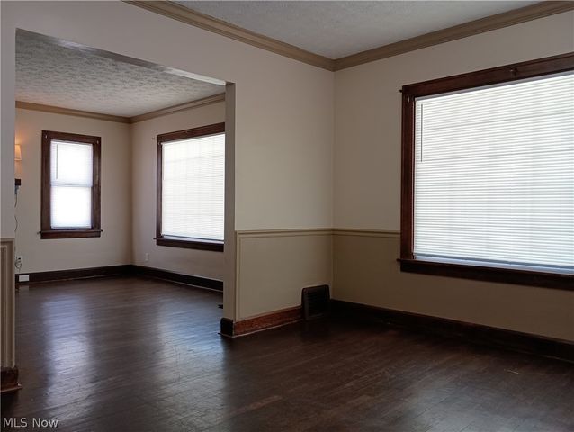 212 Curry Place, Youngstown, OH 44504