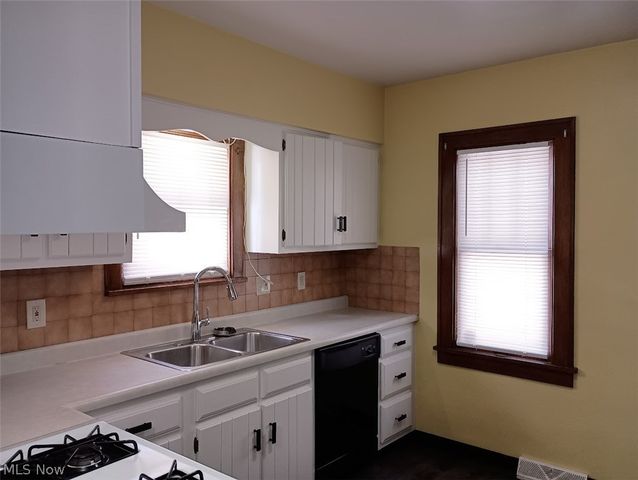 212 Curry Place, Youngstown, OH 44504