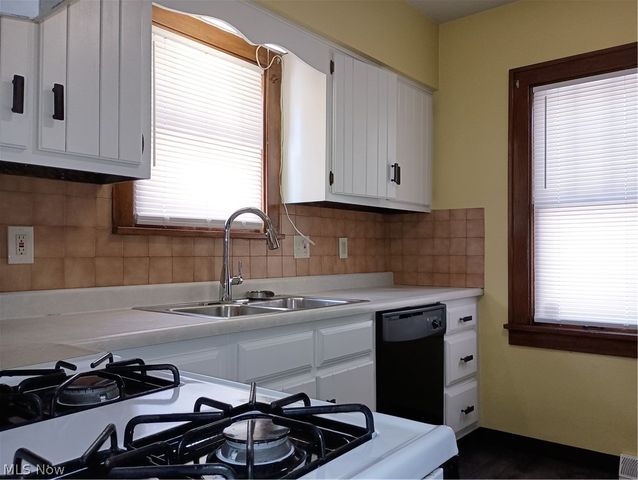 212 Curry Place, Youngstown, OH 44504