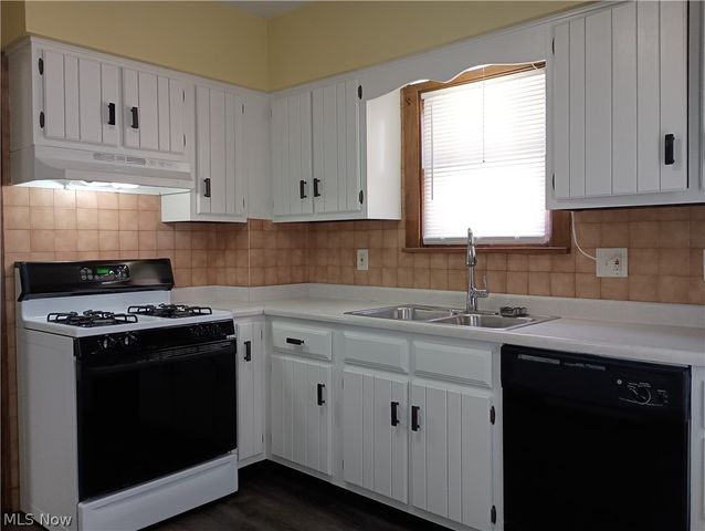 212 Curry Place, Youngstown, OH 44504