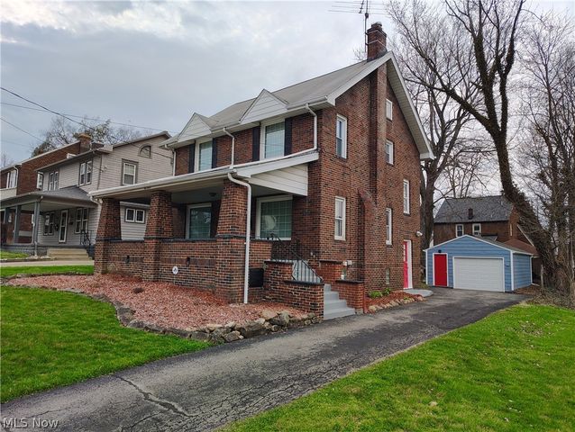 212 Curry Place, Youngstown, OH 44504