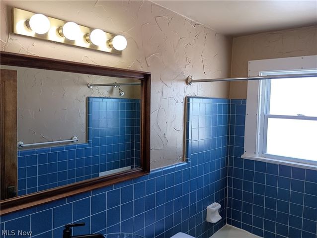 212 Curry Place, Youngstown, OH 44504