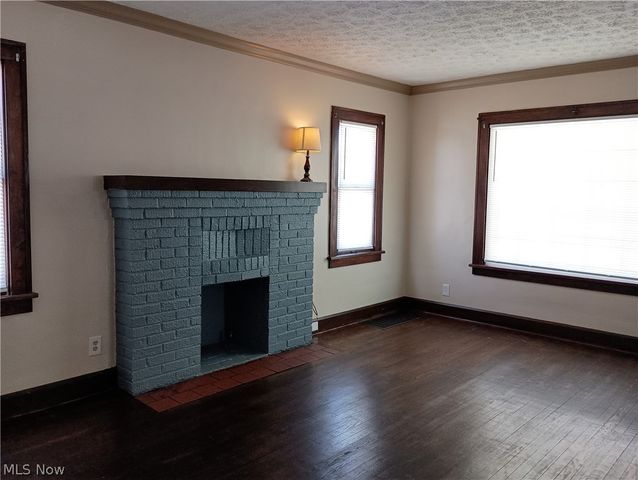 212 Curry Place, Youngstown, OH 44504