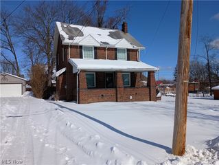 212 Curry Place, Youngstown, OH 44504