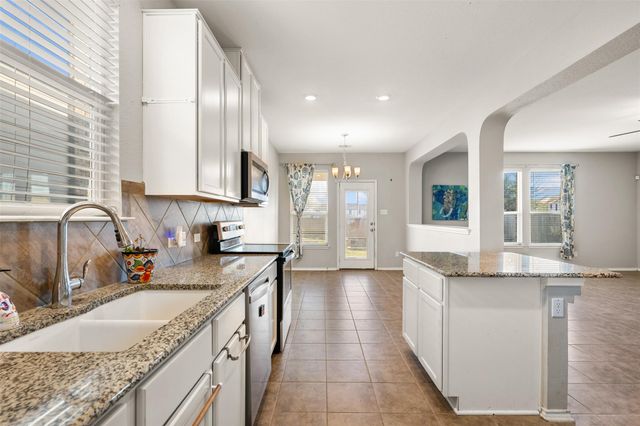 2950 E Old Settlers BLVD 55, Round Rock, TX 78665