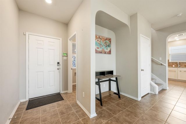 2950 E Old Settlers BLVD 55, Round Rock, TX 78665