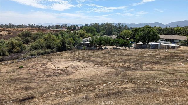 7 Juniper Street, Murrieta, CA 92562
