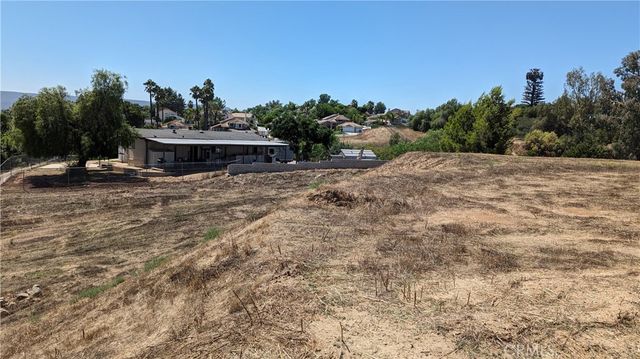 7 Juniper Street, Murrieta, CA 92562