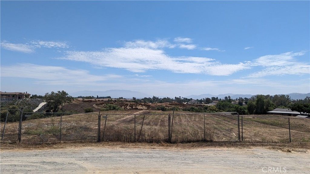 7 Juniper Street, Murrieta, CA 92562