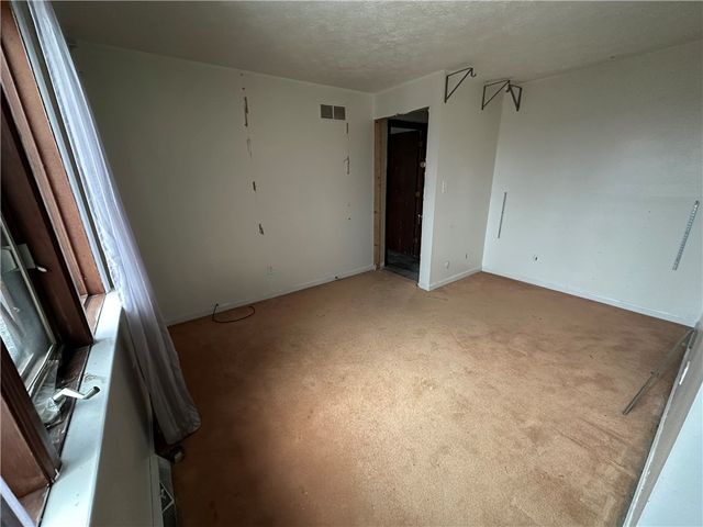 6290 Irishtown Road Ext, Bethel Park, PA 15102