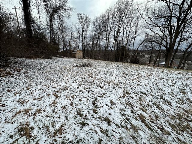 6290 Irishtown Road Ext, Bethel Park, PA 15102
