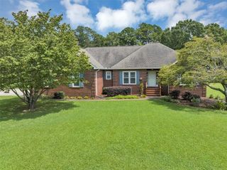 5283 MEADOWS Road, Powder Springs, GA 30127