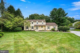 105 SCOTTS GLEN RD, Lincoln University, PA 19352
