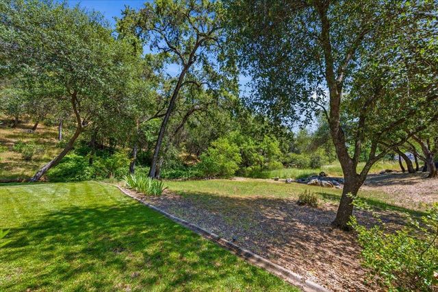 13736 Gold Country, Penn Valley, CA 95946