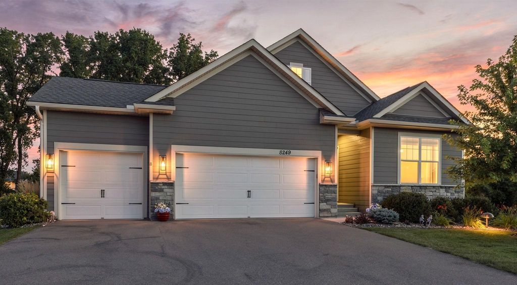 8249 183rd Street W, Lakeville, MN 55044 — exterior