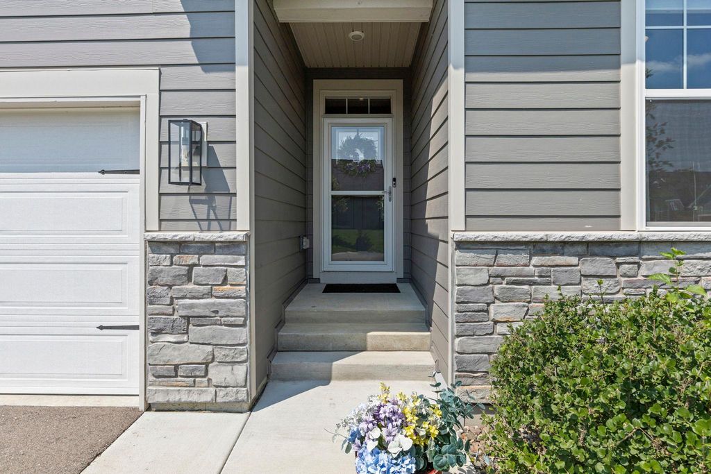 8249 183rd Street W, Lakeville, MN 55044 — photo 3