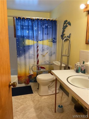 138 Cleveland Avenue, Lackawanna, NY 14218