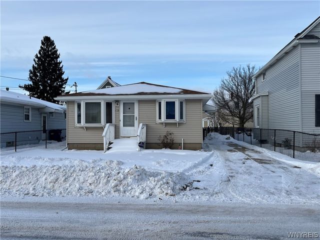 138 Cleveland Avenue, Lackawanna, NY 14218