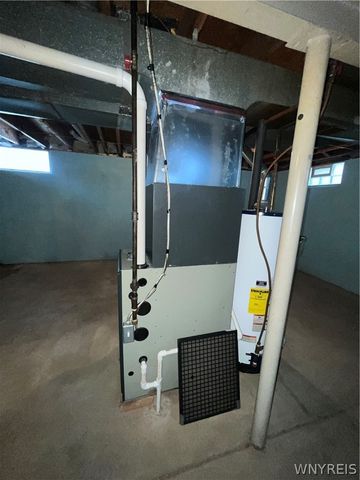 138 Cleveland Avenue, Lackawanna, NY 14218