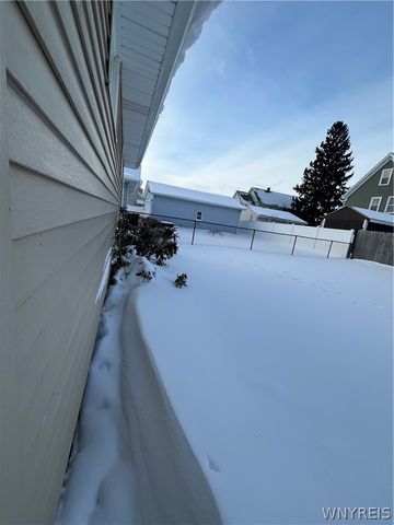 138 Cleveland Avenue, Lackawanna, NY 14218