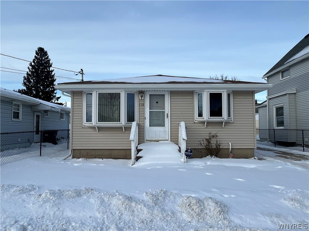 138 Cleveland Avenue, Lackawanna, NY 14218