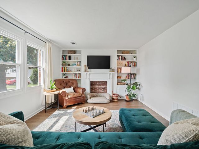 1701 Glendon RD, Salem, VA 24153