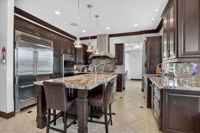 19139 2 River Lane, Boca Raton, FL 33498